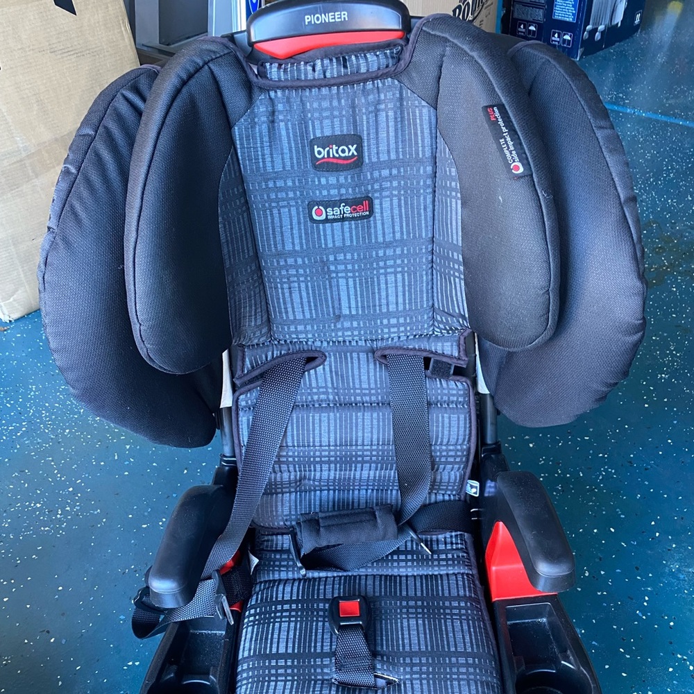 Britax® Grow With You™ ClickTight Cool Flow Harness-2-Booster Car Seat